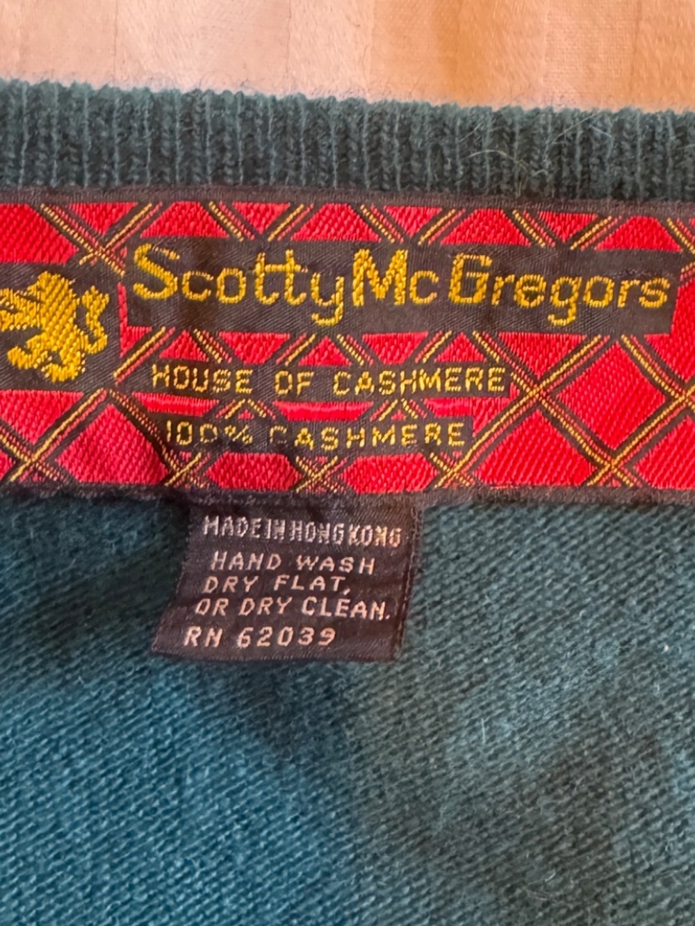 100% Cashmere Scotty McGregors House of Cashmere V-Neck Green Sweater, Size L - Picture 5 of 7